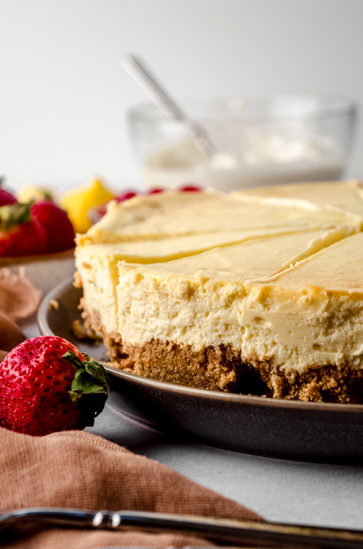 Classic Cheesecake with Full-Fat Cream Cheese and Buttery Graham Cracker Crust
