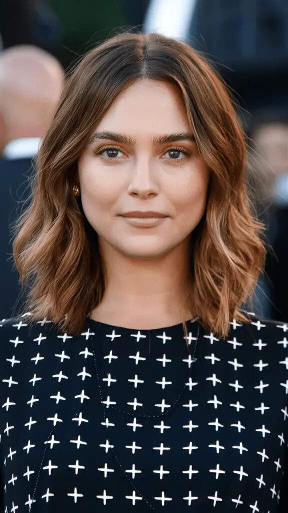 40 Stunning Medium-Length Haircuts for Round Faces You Need to Try