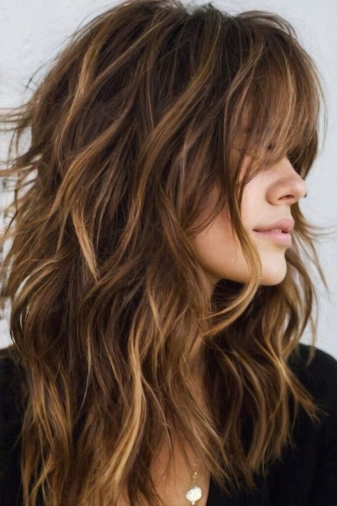 Discover the Best Layered Haircuts For Medium Length Hair